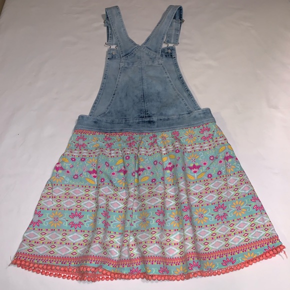 Jordache - Picture 2 of 7